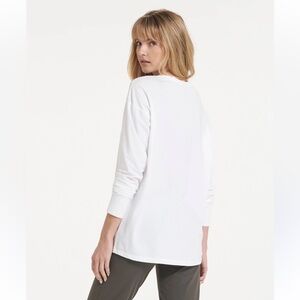 Vuori Long Sleeve Feather Tee